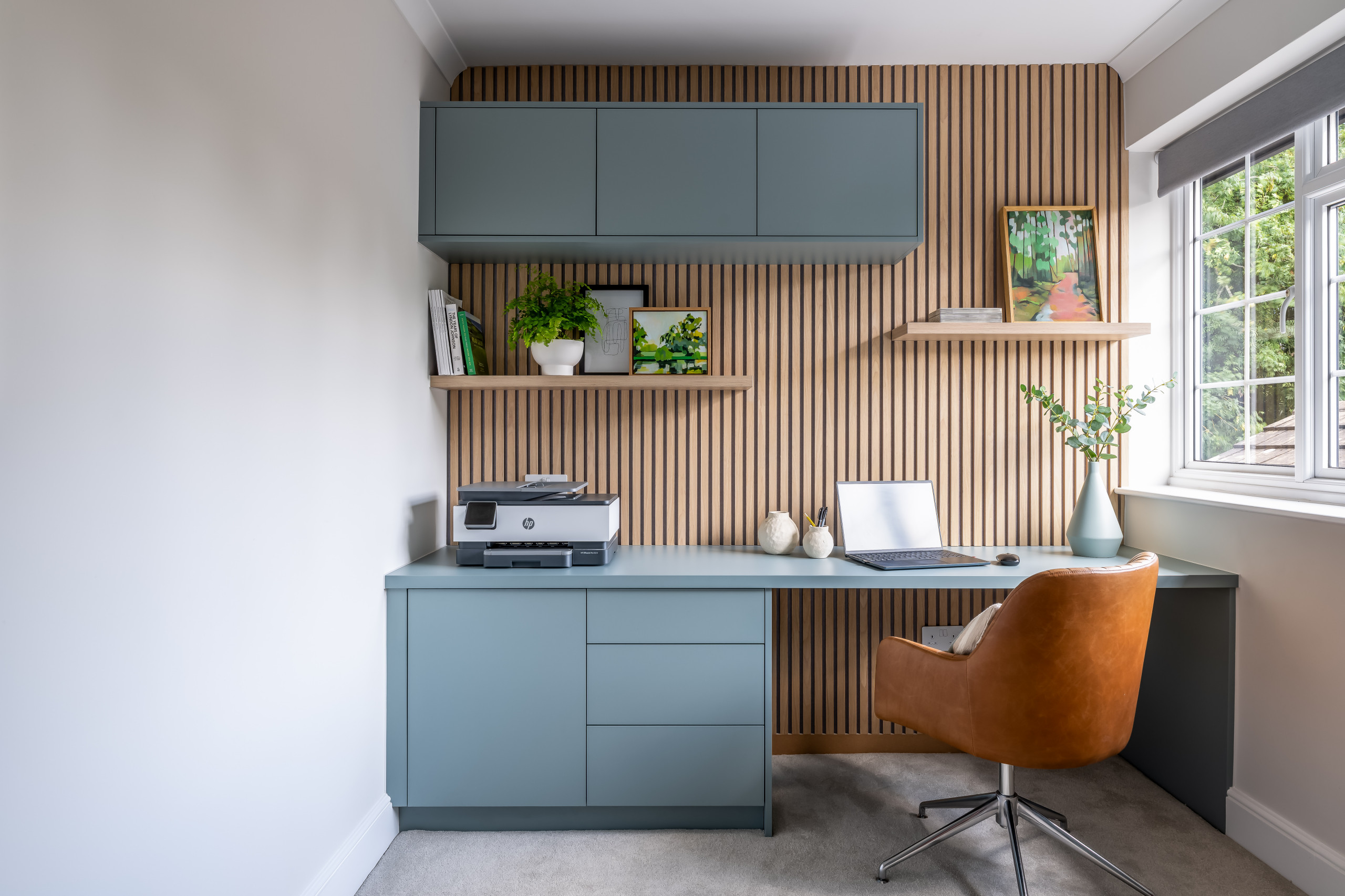 Designing the Home Workspace: A Meld of Ergonomics and Aesthetics